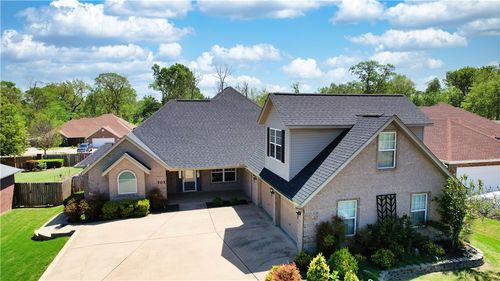 705 Sw Maidstone Ave, Bentonville, AR, 72712-3652 | Card Image