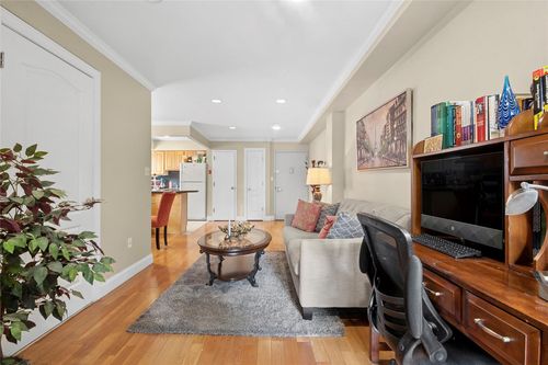 apt-4d-83 116th St, Richmond Hill, NY, 11418-3449 | Card Image