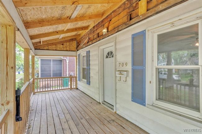 709 87 Th St, House other with 2 bedrooms, 1 bathrooms and null parking in Niagara Falls NY | Image 21