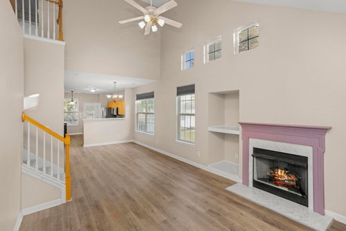 19 Fawn Creek Pass, Nashville, TN, 37214-4502 | Card Image