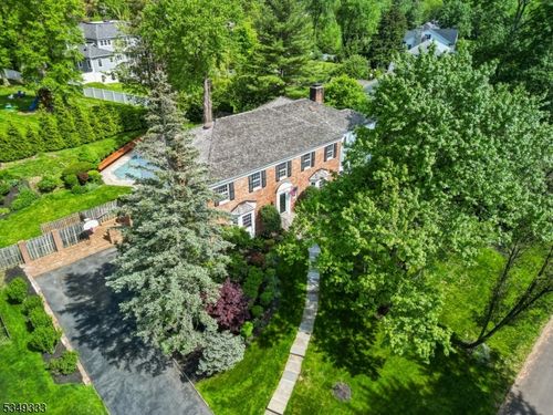 40 Thornley Dr, Chatham Twp, NJ, 07928-1314 | Card Image