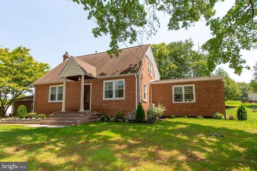 312 E 7th Ave, TRAPPE, PA, 19426-1934 | Card Image