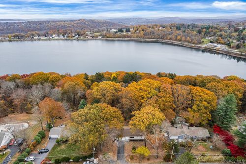 58 Gleneida Ridge Rd, Carmel, NY, 10512-1016 | Card Image