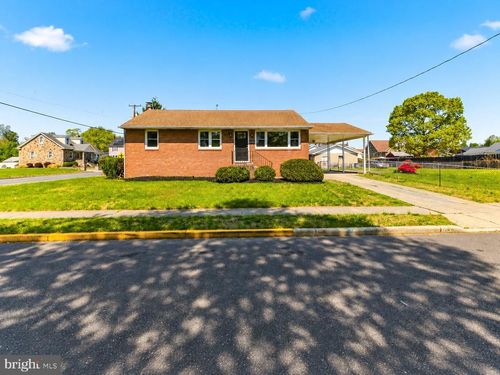 157 S Poplar St, GIBBSTOWN, NJ, 08027-1325 | Card Image