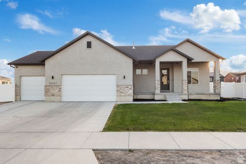 5057 N Foxtail Way, Eagle Mountain, UT, 84005-6372 | Card Image
