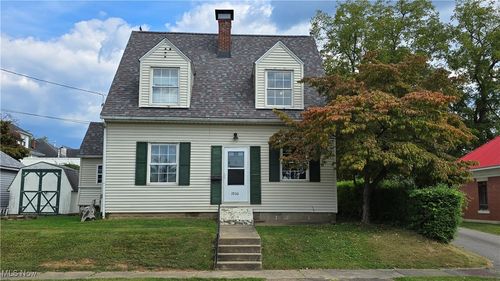 1906 Pearcy Ave, Parkersburg, WV, 26101-3625 | Card Image