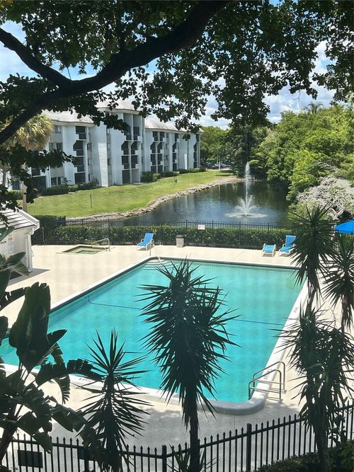 apt-319-711 Pine Island Rd, Plantation, FL, 33324-1320 | Card Image