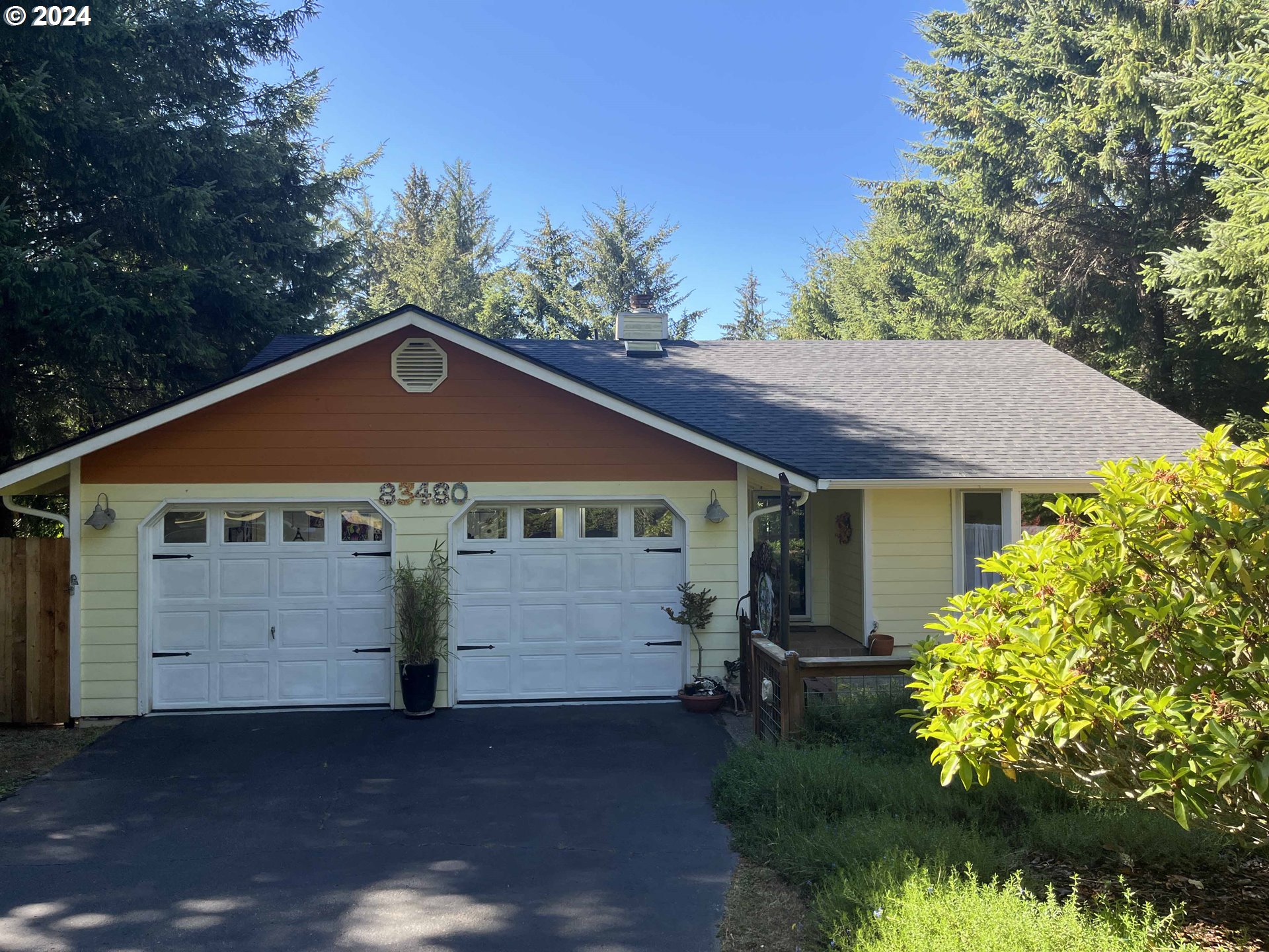 Clear Lake Rd, Florence, OR 97439
