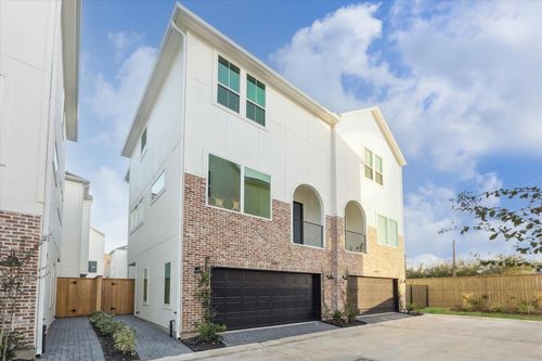 3067 Hicks St, Houston, TX, 77007-3815 | Card Image
