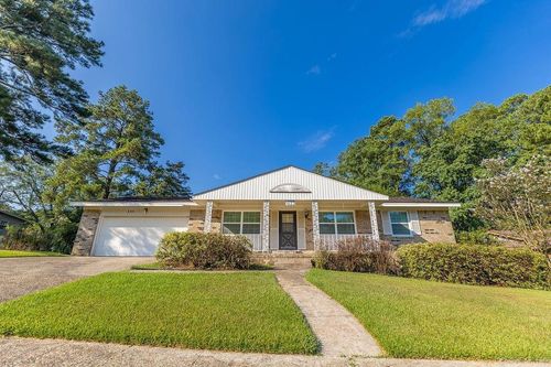 413 Robin Rd, El Dorado, AR, 71730-2915 | Card Image