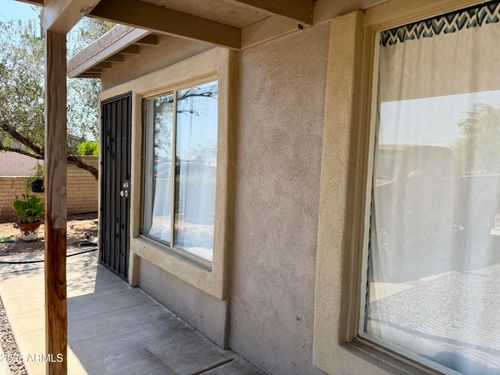 3301 W Holly Street, Phoenix, AZ, 85009 | Card Image