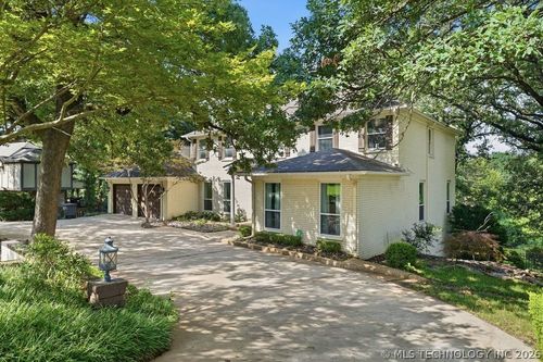 10654 S 66th East Ave, Tulsa, OK, 74133-7101 | Card Image