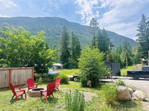 571 Glacier Ave, Hungry Horse, MT, 59919 | Card Image