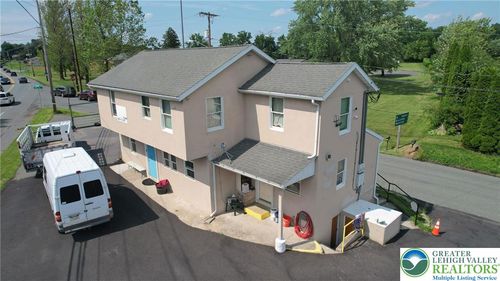 5722 Kings Hwy S, ZIONSVILLE, PA, 18092-2017 | Card Image