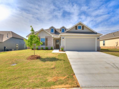 7308 E 90th Pl N, Owasso, OK, 74055 | Card Image