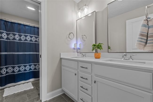 582 Forest Oaks Trl, House other with 4 bedrooms, 3 bathrooms and 2 parking in North Huntingdon PA | Image 29