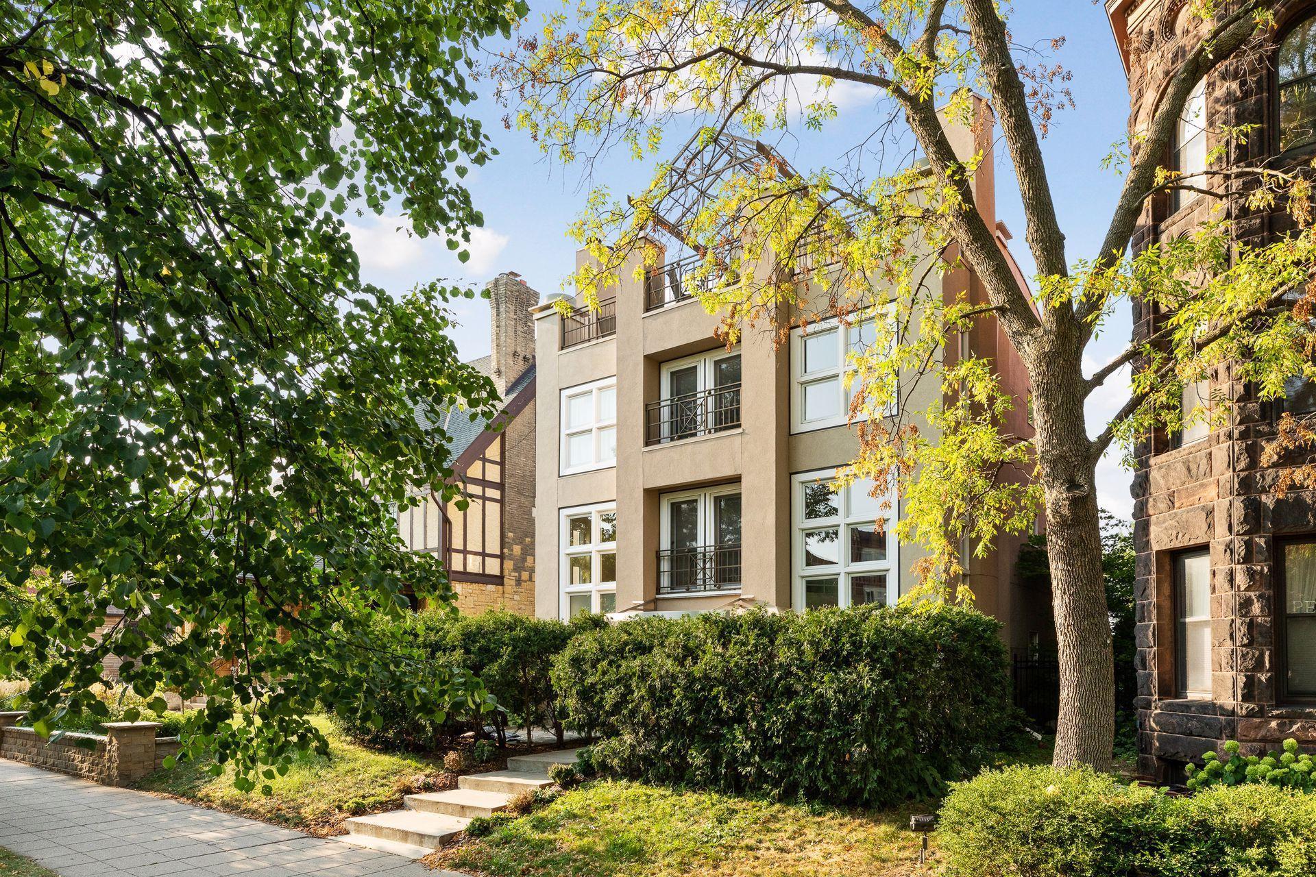 Summit Ave, Saint Paul, MN 55102