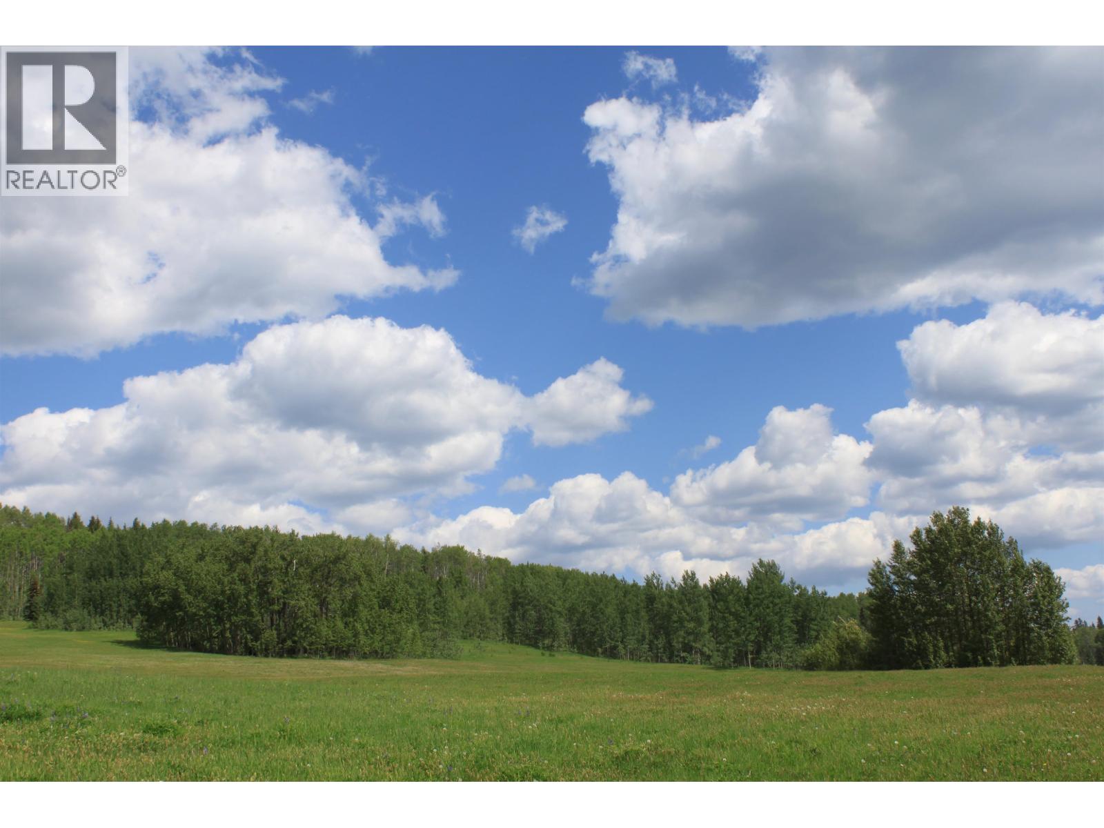 Land in Bridge Lake 2