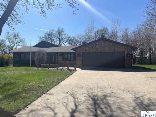 311 1st St N, Saint James, MN, 56081-1210 | Card Image