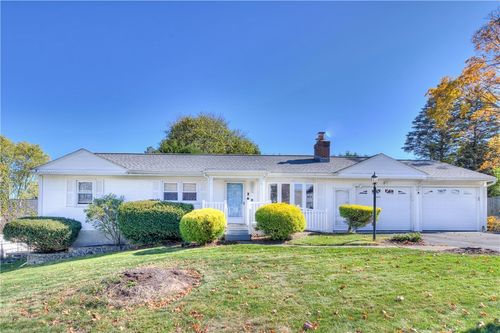 16 Randall St, Greenville, RI, 02828-2123 | Card Image