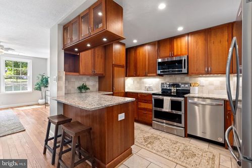 a2-2941 S Columbus Street, ARLINGTON, VA, 22206 | Card Image