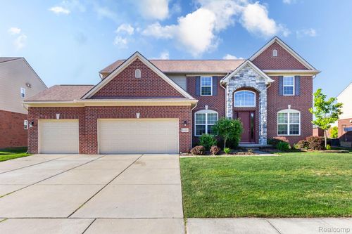 2110 Mayflower, Troy, MI, 48085-4105 | Card Image