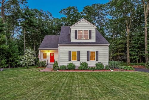 83 Partridge Hill Rd, Sutton, MA, 01590-4832 | Card Image