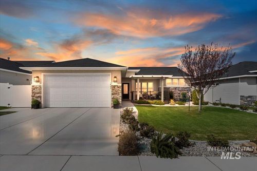 1444 Blue Jay Way, Twin Falls, ID, 83301-5979 | Card Image