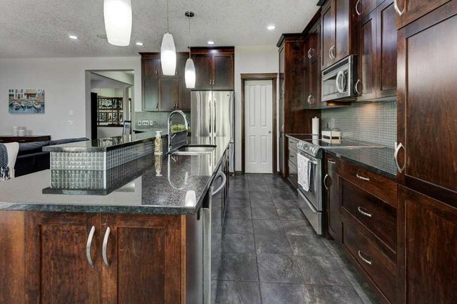 34 Chaparral Valley Place Se, House other with 5 bedrooms, 4 bathrooms and 4 parking in Calgary AB | Image 17