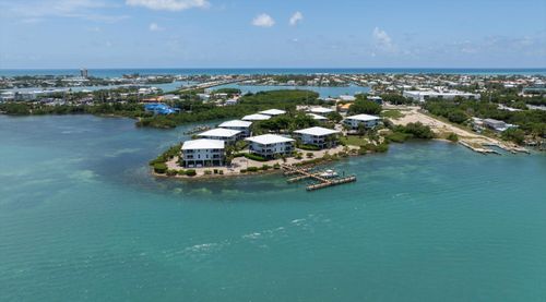 51-12690 Overseas Hwy, Marathon, FL, 33050-3558 | Card Image