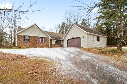 44 Lakewood Dr, Newport, NS, B0N2A0 | Card Image