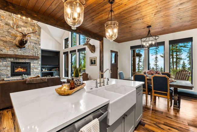 217 Pinto Trl, House other with 3 bedrooms, 4 bathrooms and null parking in Bigfork MT | Image 12