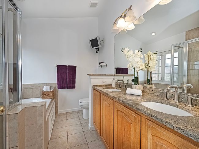 125 Chapel Harbor Dr, Townhouse with 3 bedrooms, 3 bathrooms and 2 parking in Pittsburgh PA | Image 16