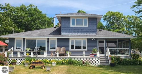 4329 Brook St, Frankfort, MI, 49635-9621 | Card Image