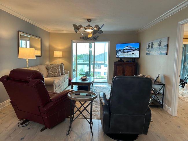 515 - 3272 Lake Bayshore Dr, Condo with 2 bedrooms, 2 bathrooms and null parking in BRADENTON FL | Image 10