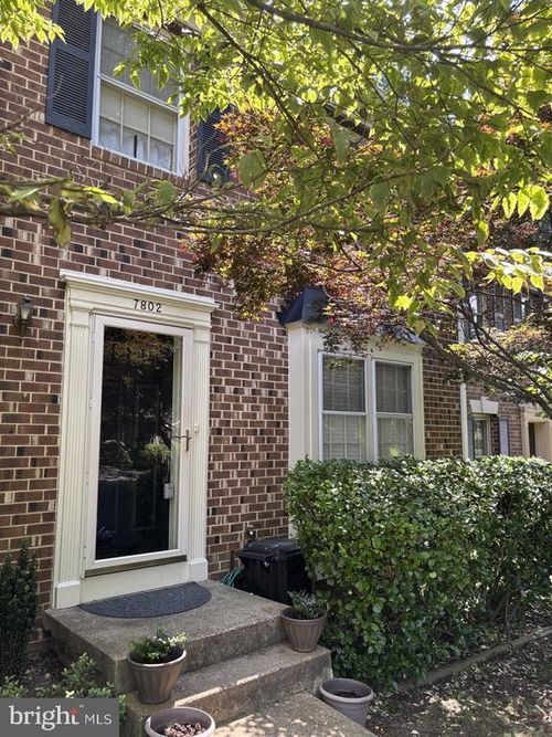 7802 Byrds Nest Pass, ANNANDALE, VA, 22003-1544 | Card Image
