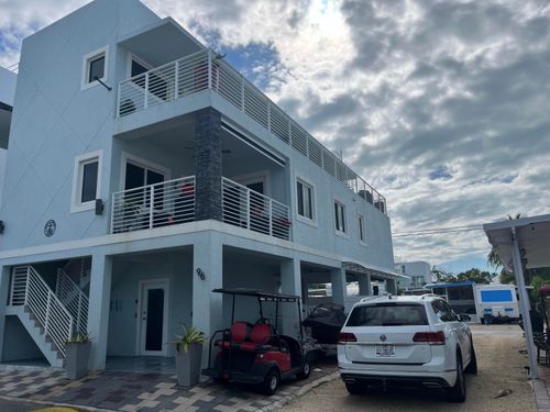 96-325 Calusa St, Key Largo, FL, 33037-2641 | Card Image