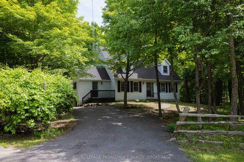 1403 Norway Rd, Perth Road, ON, K0H2L0 | Card Image