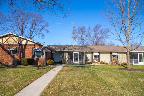 941 Andover Ct Se, Kentwood, MI, 49508-4768 | Card Image