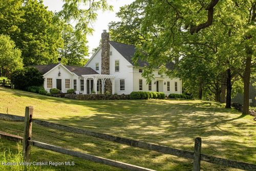 933 Medway Earlton Rd, Earlton, NY, 12058-4103 | Card Image