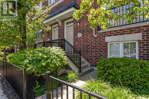 10-571 Longworth Ave, Bowmanville, ON, L1C0H3 | Card Image