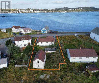 31 Main St, House other with 4 bedrooms, 2 bathrooms and null parking in Twillingate NL | Image 2