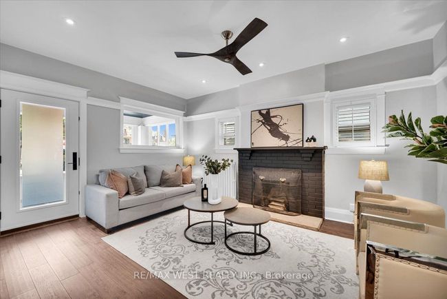 206 Howard Park Ave, House other with 5 bedrooms, 4 bathrooms and null parking in Toronto ON | Image 6