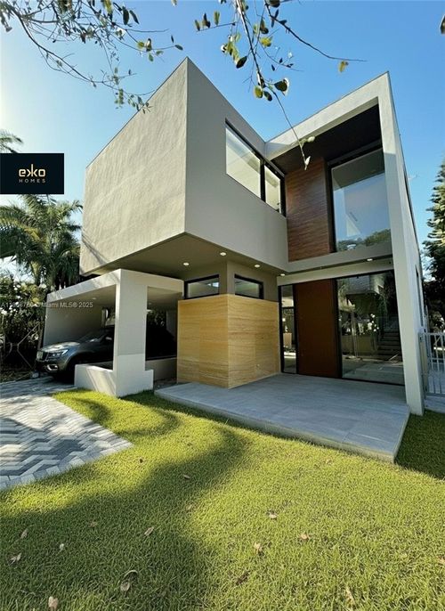 234 Sw 22nd Rd, Miami, FL, 33129-2015 | Card Image