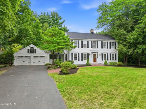 5 Beaver Pond Rd, Albany, NY, 12211-1401 | Card Image