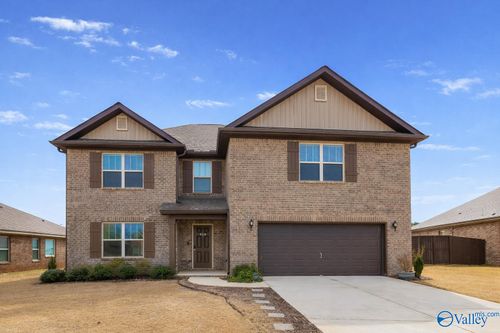 210 Hydra Cir, Huntsville, AL, 35811-8149 | Card Image