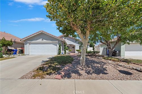 12804 Sweetwater Dr, Victorville, CA, 92392 | Card Image
