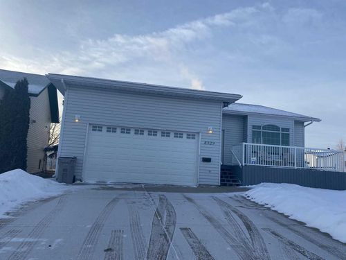 8929 108 Ave, Grande Prairie, AB, T8X1J9 | Card Image