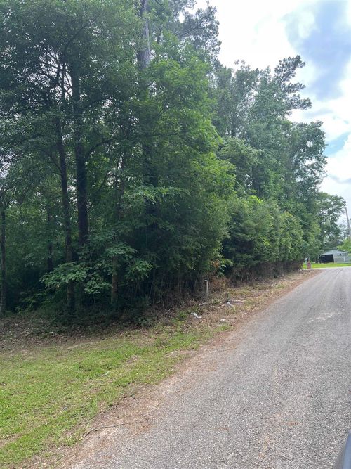 2255 Love Rd, Vidor, TX, 77662-8884 | Card Image