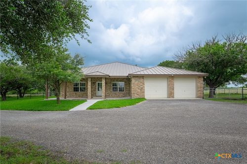1919 Wetz Rd, Marion, TX, 78124-2151 | Card Image